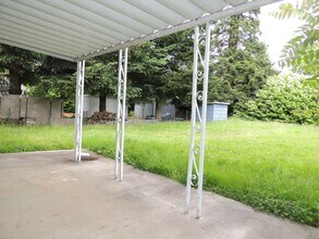 2724 SE 164th Ave in Portland, OR - Building Photo - Building Photo