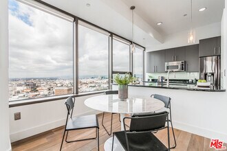 1100 Wilshire Blvd in Los Angeles, CA - Foto de edificio - Building Photo