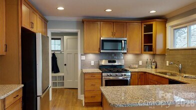 4227 Murrayhill Rd in Charlotte, NC - Building Photo - Building Photo