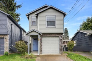 9030 N Allegheny Ave in Portland, OR - Building Photo