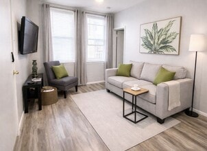 80 Malcolm Ave in Garfield, NJ - Foto de edificio - Building Photo