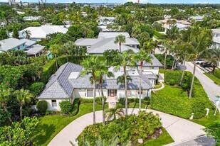 229 Colony Rd in Jupiter, FL - Building Photo