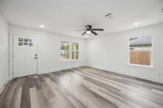 3405 Mt Pleasant St in Houston, TX - Building Photo - Building Photo