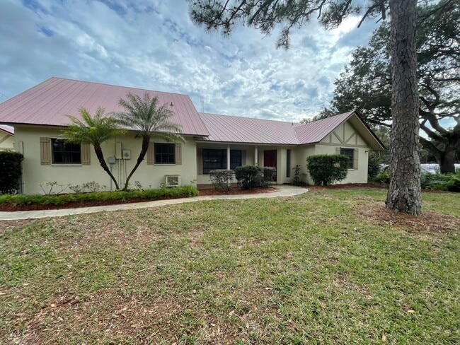 1970 SE Salerno Rd in Stuart, FL - Building Photo - Building Photo