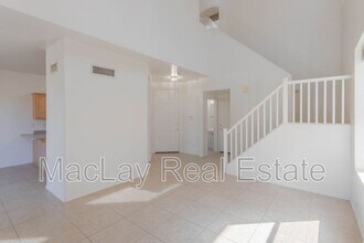 16828 S Blue Ct in Phoenix, AZ - Building Photo - Building Photo