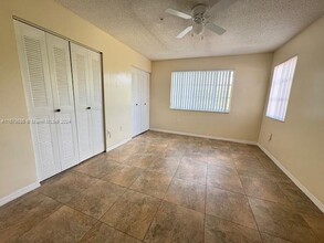 12148 Saint Andrews Pl, Unit 310 in Miramar, FL - Building Photo - Building Photo