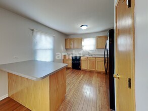 1304 Lasser Dr in Plainfield, IL - Building Photo - Building Photo