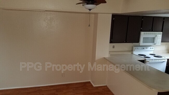 6104 W Townley Ave in Glendale, AZ - Building Photo - Building Photo