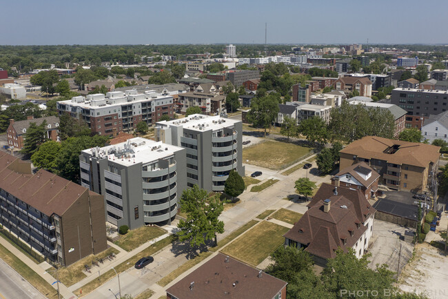 1107 S. Second St by Bankier Apartments in Champaign, IL - Building Photo - Building Photo