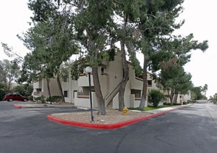 Marble Condominiums in Scottsdale, AZ - Foto de edificio - Building Photo
