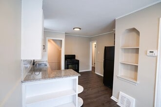 Fully Renovated 3-Bedroom Home – Move-In Ready for You! in Detroit, MI - Building Photo - Building Photo