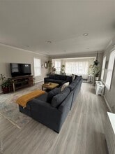 412 W Hudson St in Long Beach, NY - Building Photo - Building Photo