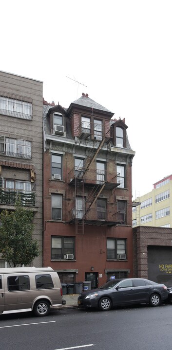 837 Bedford Ave in Brooklyn, NY - Building Photo