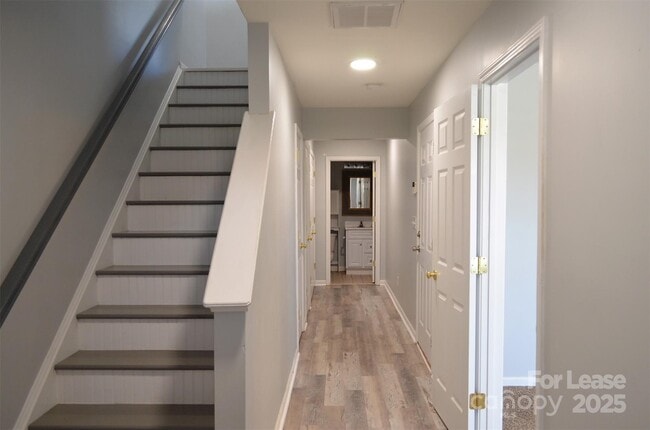 16217 Peachmont Dr in Cornelius, NC - Building Photo - Building Photo