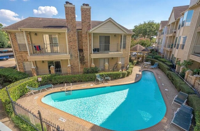 property at 12550 Whittington Dr