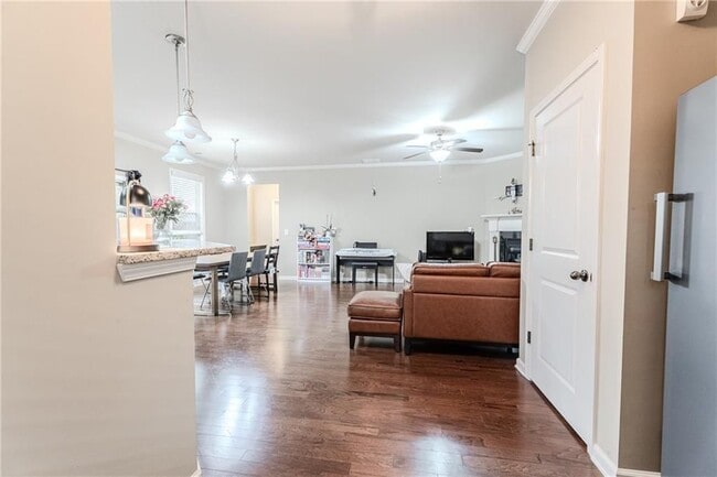 801 Village Field Ct NW in Suwanee, GA - Building Photo - Building Photo