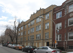 The Edgewater Gardens in Chicago, IL - Building Photo - Building Photo