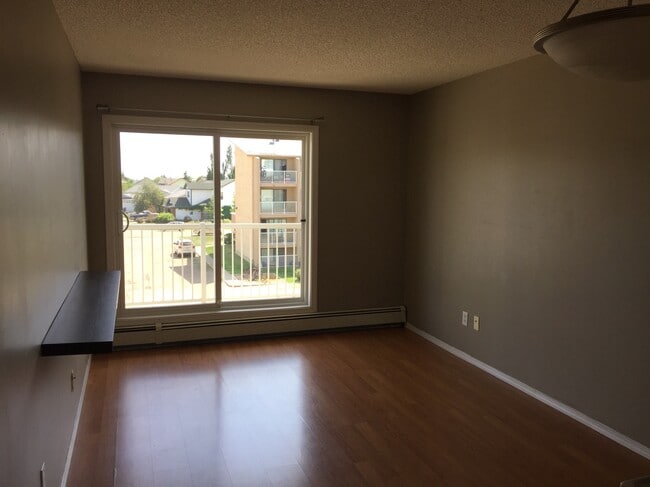 property at 9910-9107 107 St