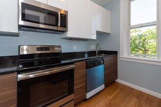 13 Bay State Rd in Boston, MA - Building Photo - Building Photo