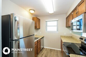 4214 S Halifax Way in Aurora, CO - Building Photo - Building Photo