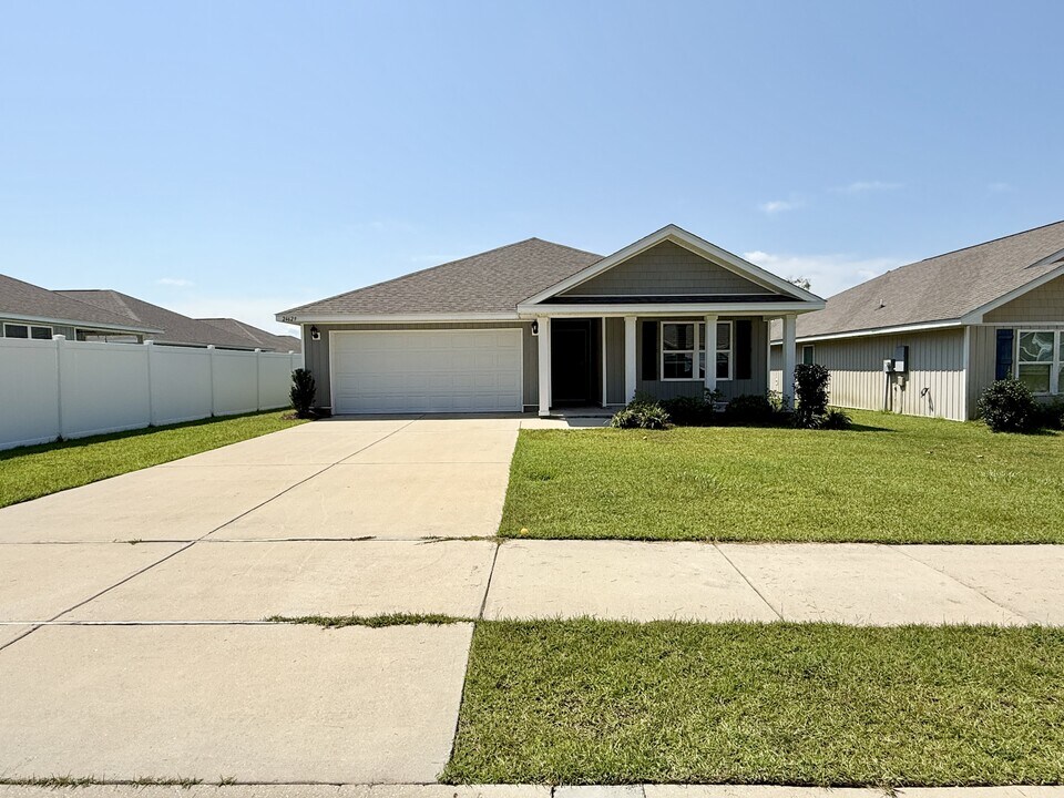 24629 Alamitos Trace Dr in Daphne, AL - Building Photo