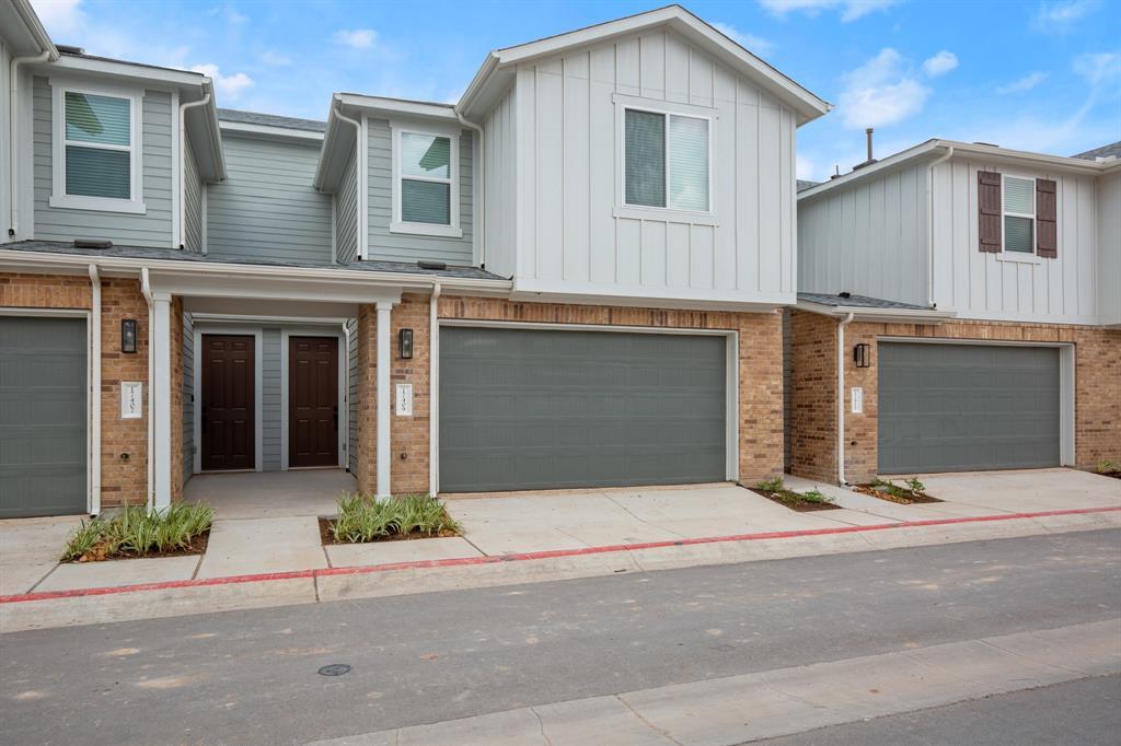 17409 Homestead Haven Dr in Bee Cave, TX - Building Photo