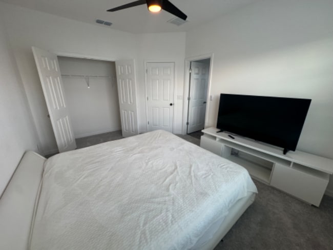 7399 Mezzano Ln in Oakland, FL - Building Photo - Building Photo