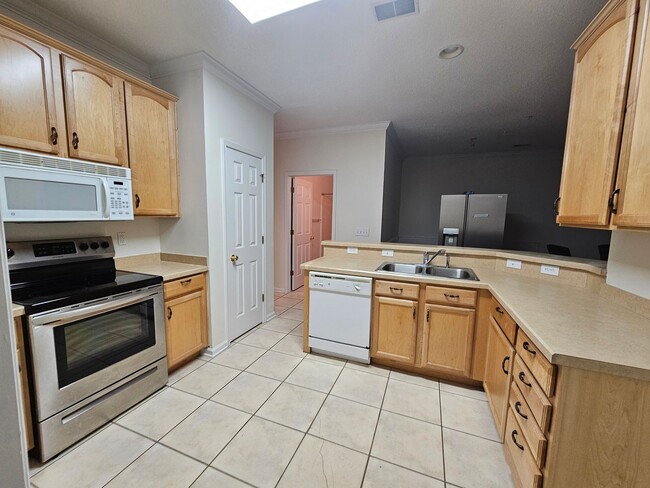 property at 5840 Longwood Dr