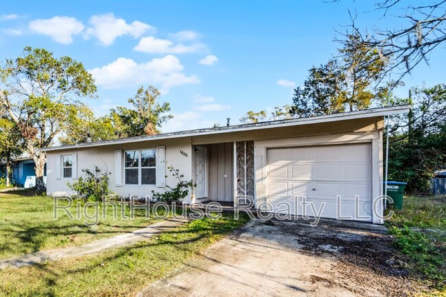 1533 N Normandy Blvd in Deltona, FL - Building Photo - Building Photo