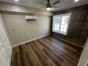 208 S Jackson St in Jackson, MI - Building Photo - Building Photo