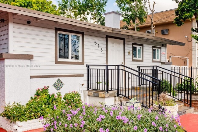 property at 518 SW 15th Ave