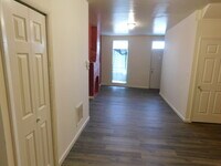 615 E Chase St photo'