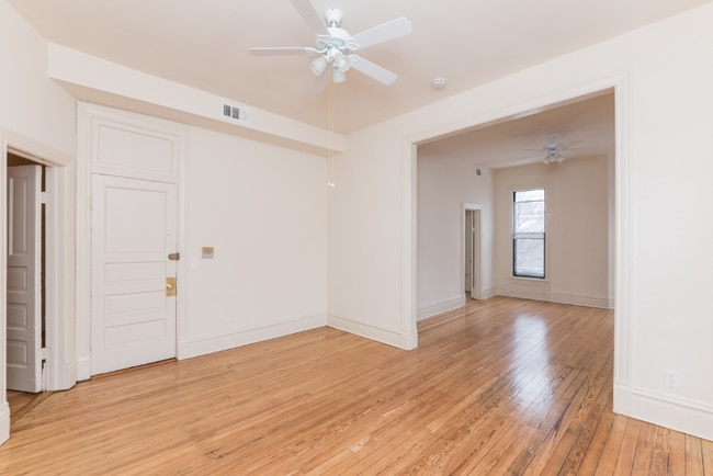 1401 W Huron St in Chicago, IL - Building Photo - Building Photo