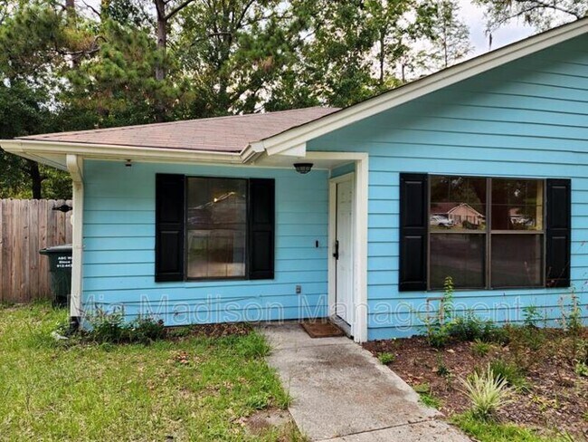 property at 115 Wisteria Ct