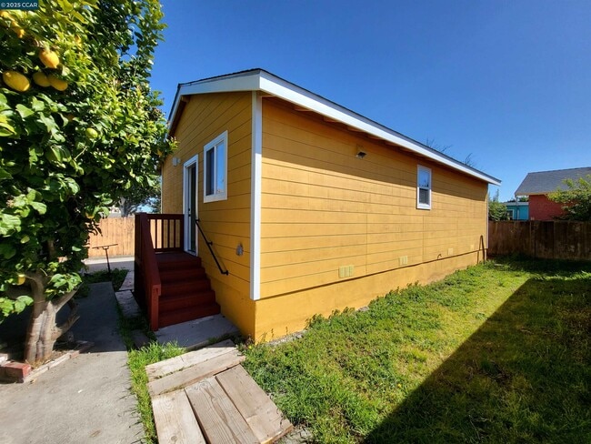 property at 2811 Tulare Ave
