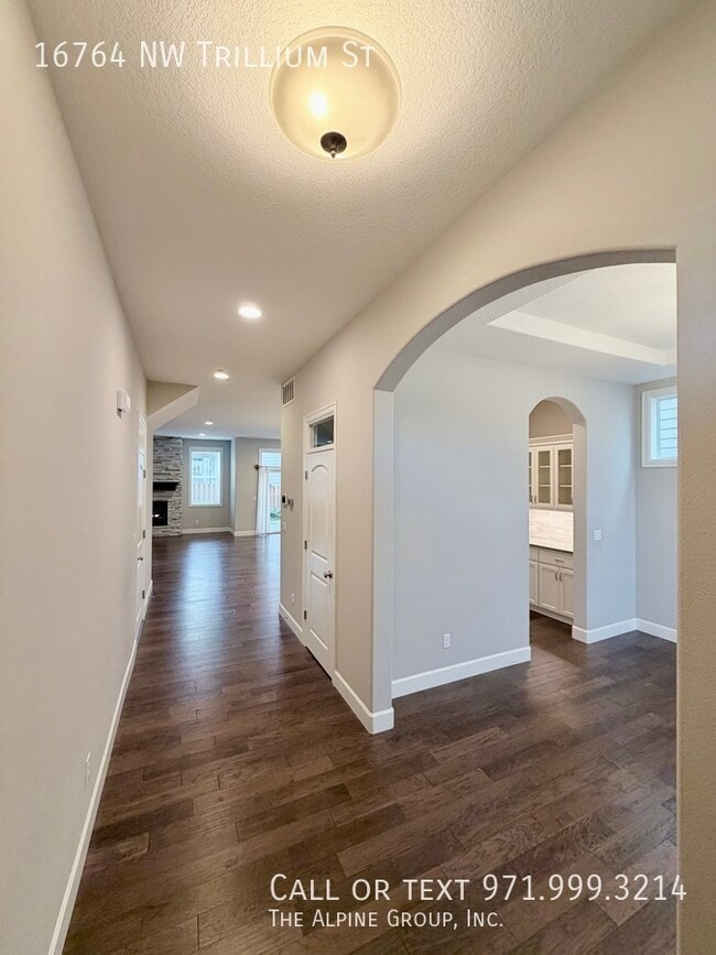 16764 NW Trillium St in Portland, OR - Building Photo - Building Photo