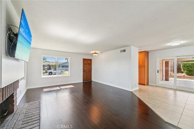 4710 Avenida Del Este in Yorba Linda, CA - Foto de edificio - Building Photo