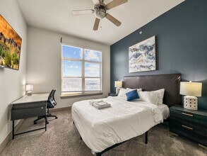 310 N Malcolm X Blvd in Dallas, TX - Building Photo - Building Photo