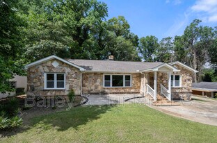 1721 Hortense Pl NW in Atlanta, GA - Building Photo