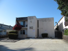 962 Thomas Ave in San Diego, CA - Building Photo - Building Photo