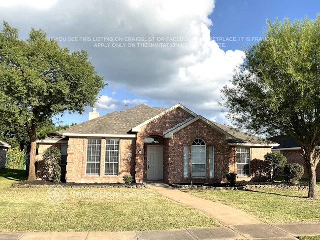 property at 7414 Bryn Mawr Dr