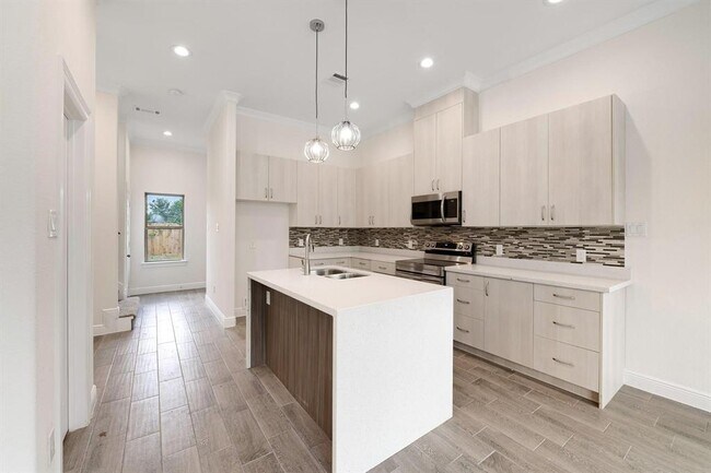 5105 Malmedy Rd in Houston, TX - Building Photo - Building Photo