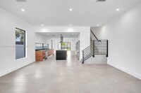 3112 SW 26th St in Miami, FL - Building Photo - Building Photo