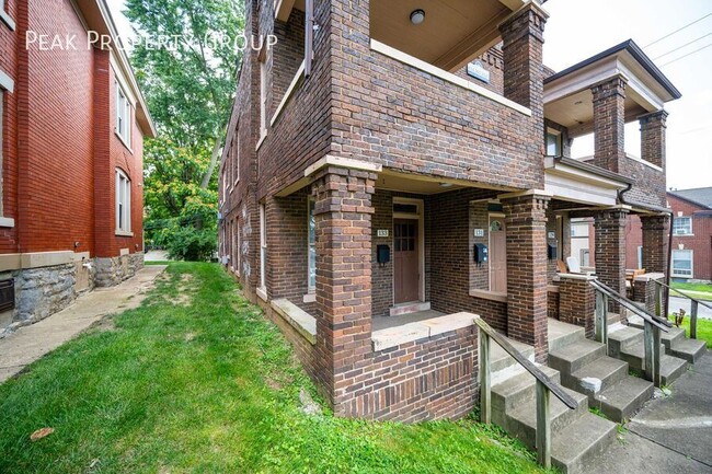 133 E 12th Ave in Columbus, OH - Building Photo - Building Photo