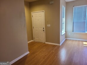 6702 Teresa Ln in Rex, GA - Foto de edificio - Building Photo