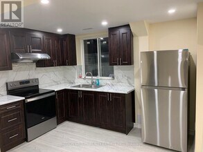 29 Coronation Cir in Brampton, ON - Building Photo - Building Photo