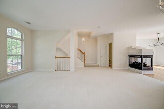 310 Cross Green St in Gaithersburg, MD - Building Photo - Building Photo