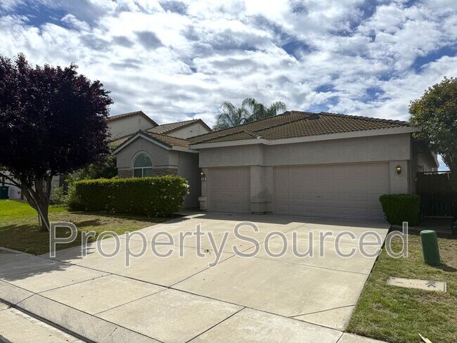 3176 Penelope Dr in Stockton, CA - Building Photo - Building Photo