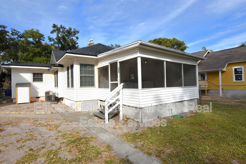 705 E Lime St in Lakeland, FL - Building Photo