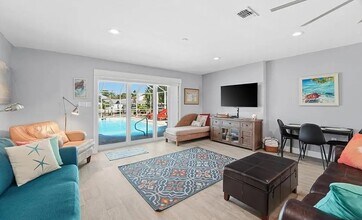 4836 Esplanade St, Unit B in Bonita Springs, FL - Building Photo - Building Photo